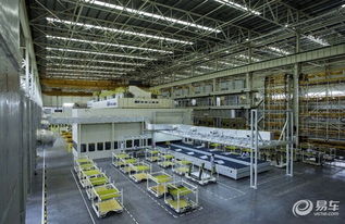 神龍公司首款產(chǎn)品東風(fēng)標(biāo)致4008榮耀下線