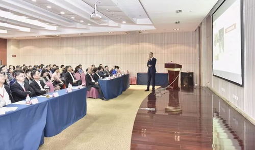 招商︱國門灣互市貿(mào)易區(qū)與義烏中國小商品城簽訂戰(zhàn)略合作協(xié)議